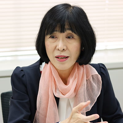 浅野浩美氏